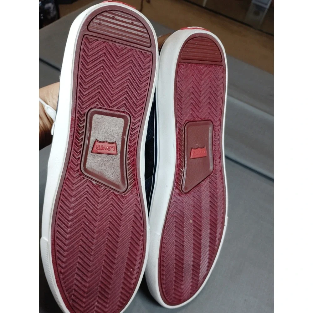 Levi’s ****please review